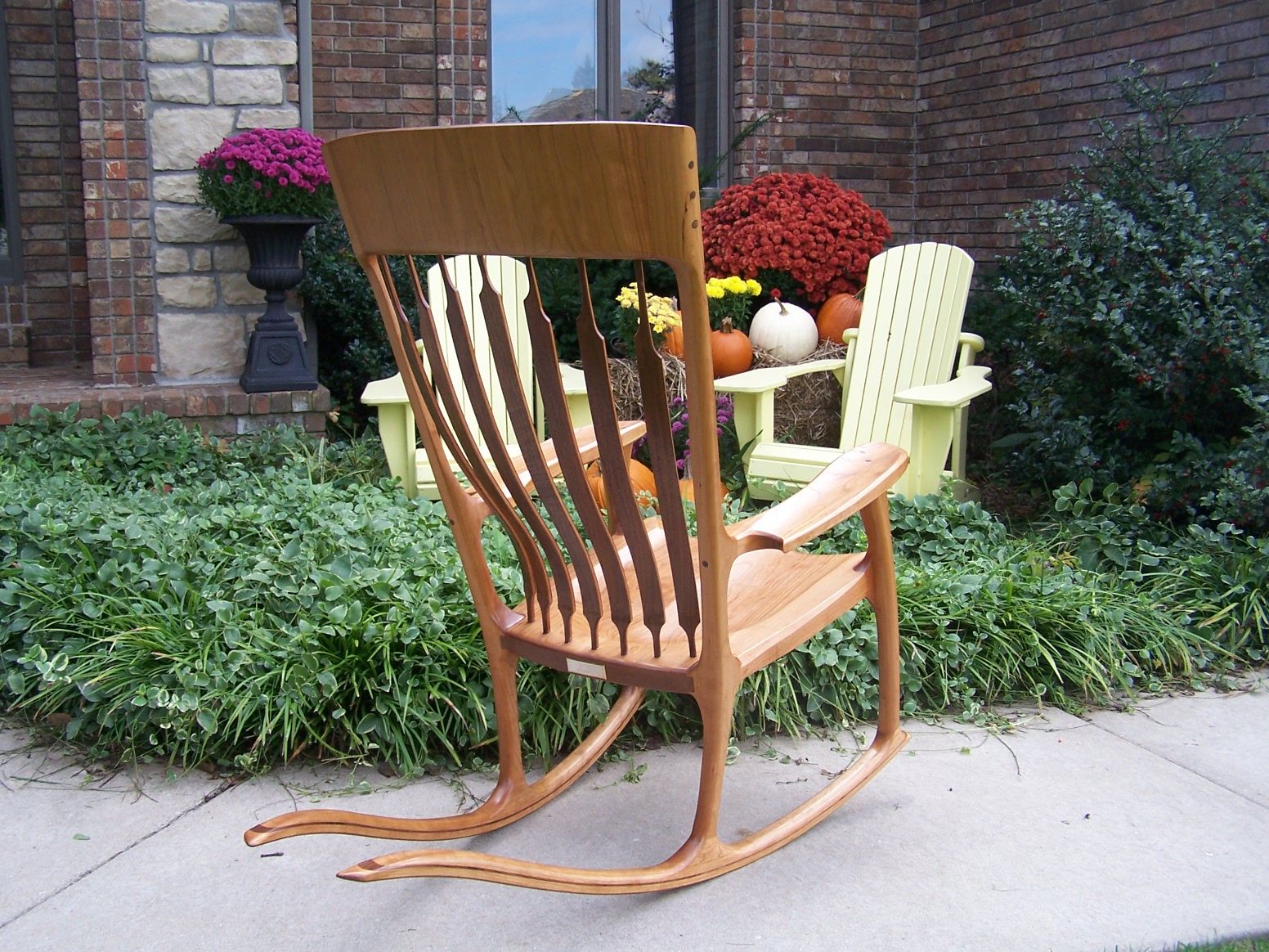 Cherry Rocking Chair w/ Walnut Accent - FineWoodworking