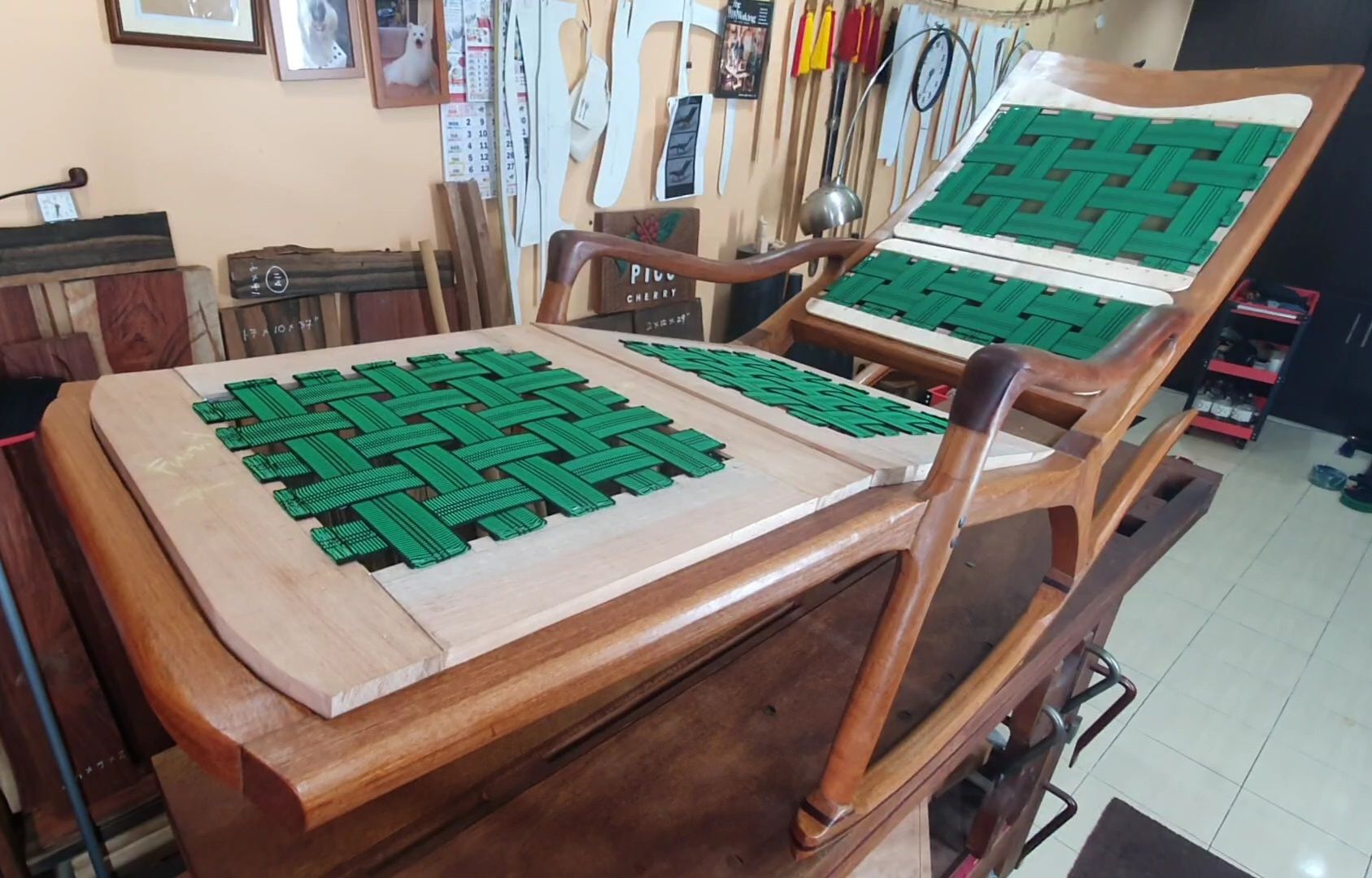 A Chaise Rocker - FineWoodworking