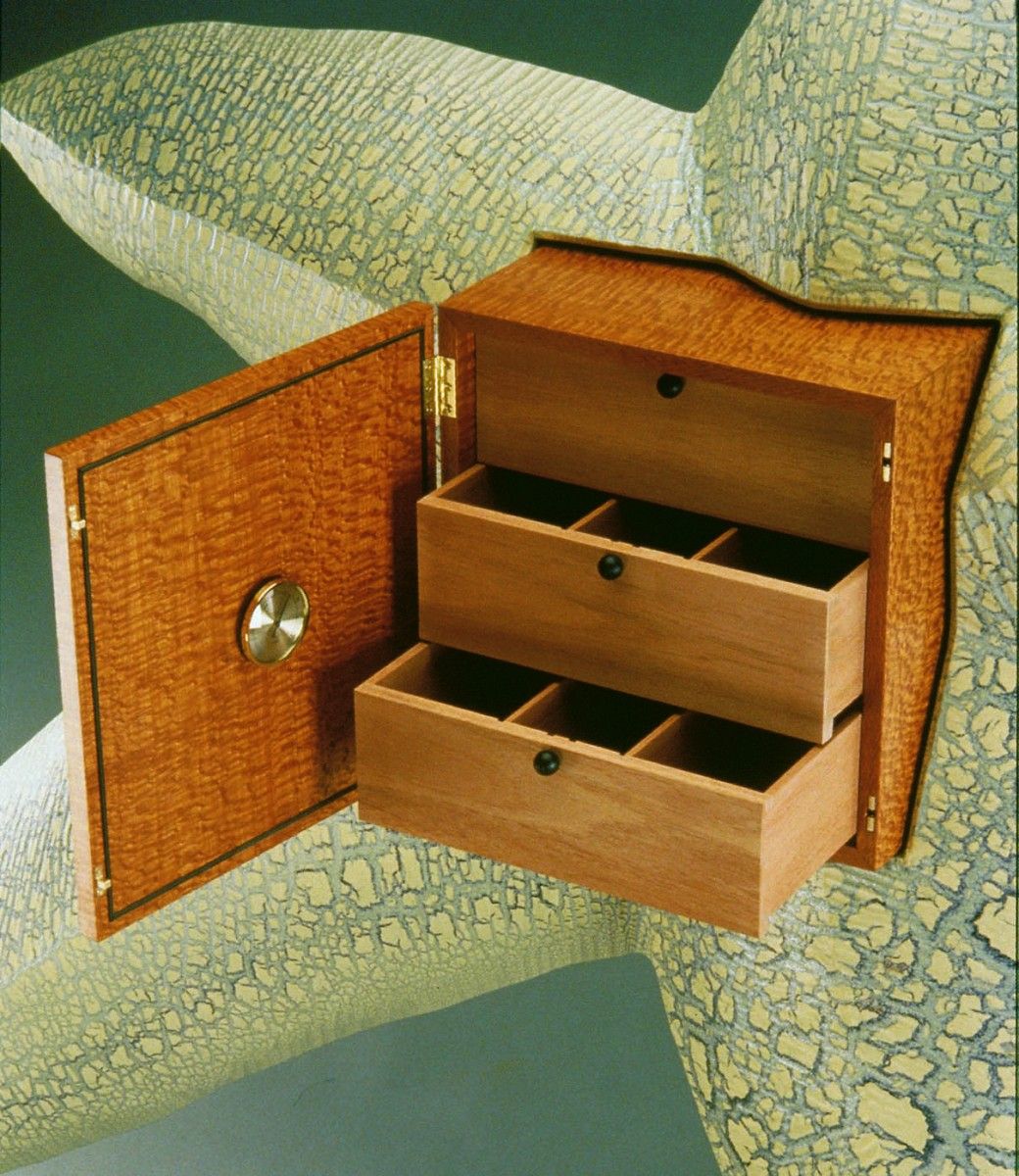 Free Plan: Humidor - FineWoodworking