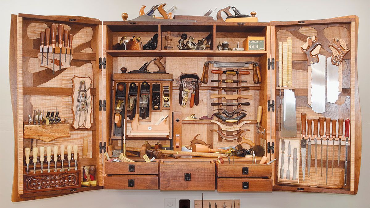 wall-hung tool cabinet