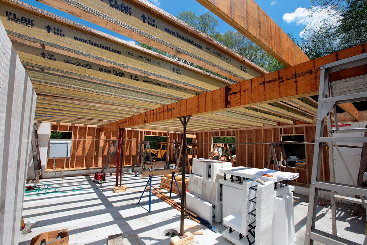 In addition to the many general benefits of I-joists—lighter weight, longer spanning, and straighter than dimensional lumber—Weyerhaeuser’s Flak Jacket I-joists were chosen for their factory-applied fire-resistant coating.