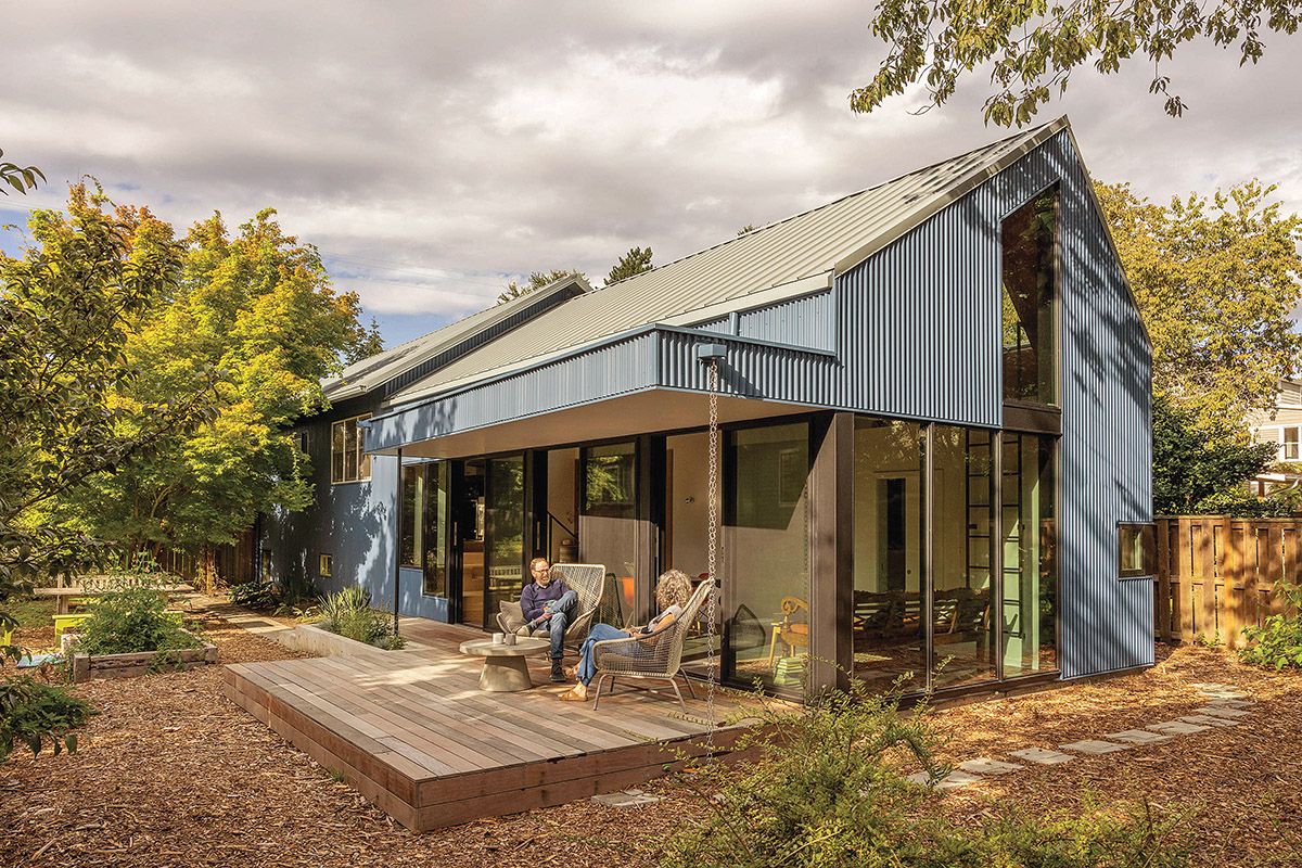 A Modern Addition to a 1913 Craftsman Beautifully Blends Styles - Fine ...