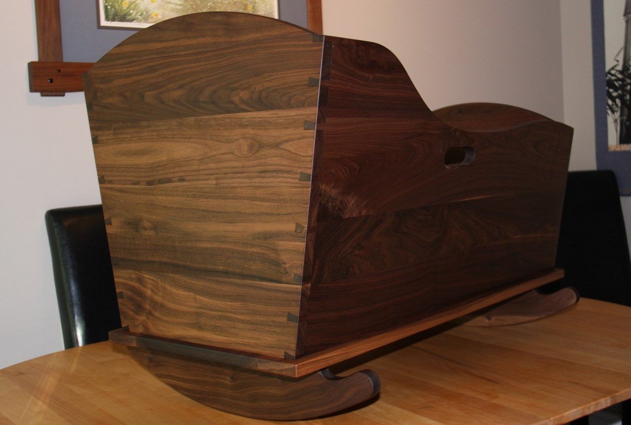 Walnut Cradle - FineWoodworking