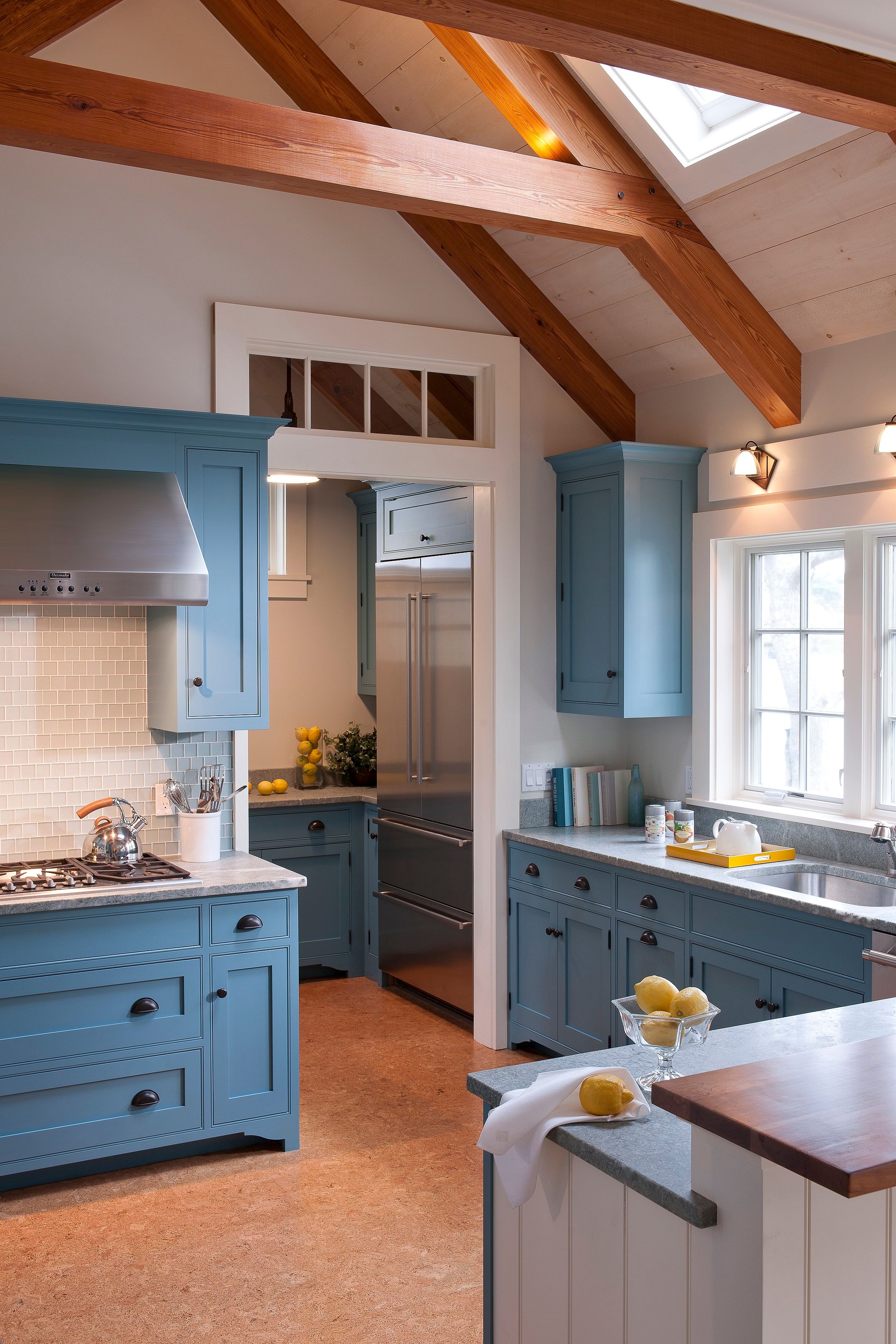 Marthas Vineyard Kitchen - Fine Homebuilding