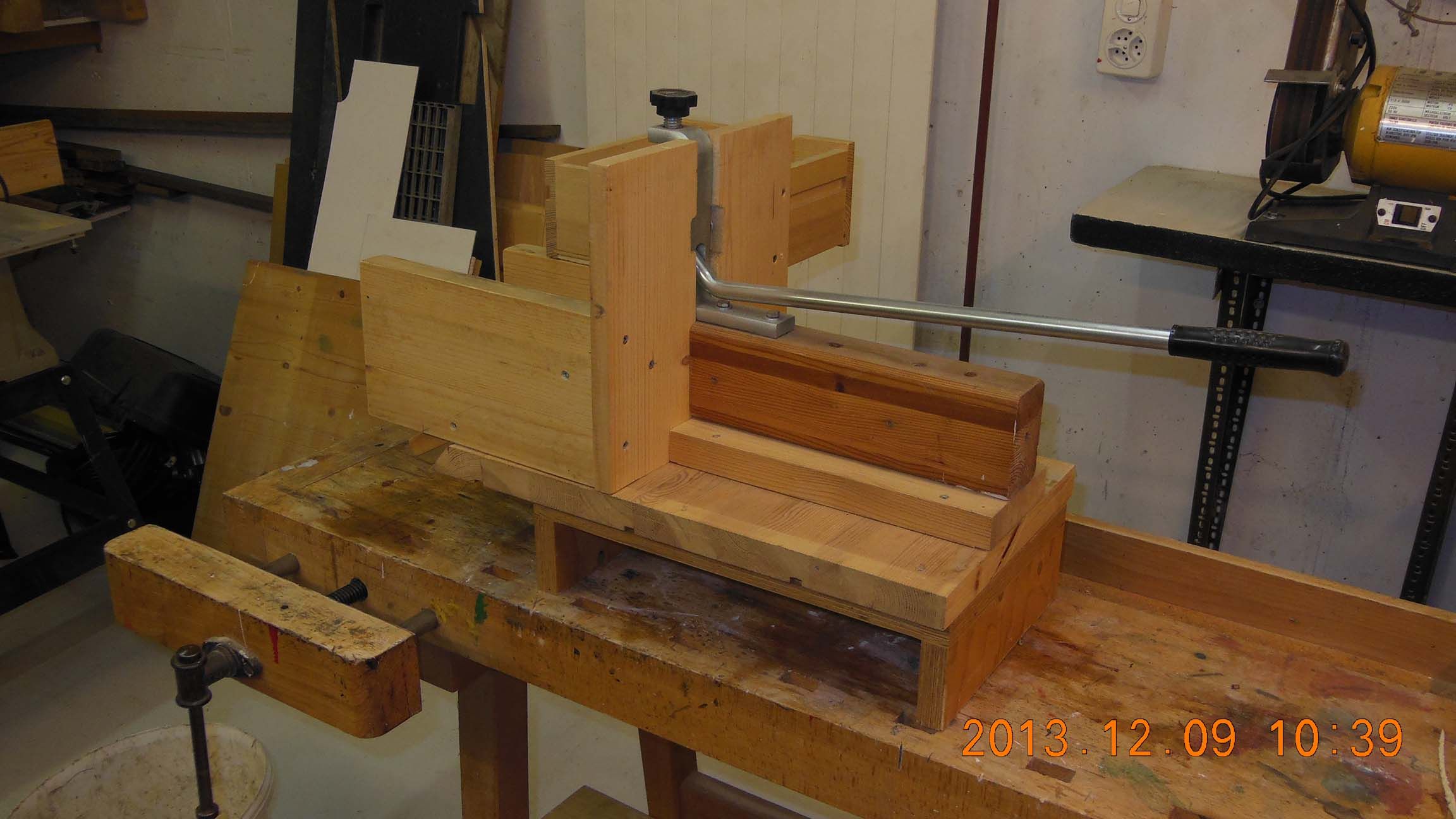 Nutcracking Setup - Fine Homebuilding