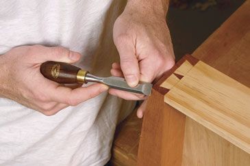 Best Bench Chisels - FineWoodworking