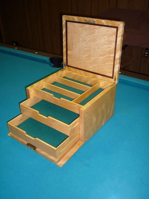 Lockable Box - FineWoodworking