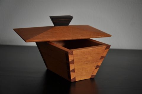 Splayed Mahogany Box - FineWoodworking