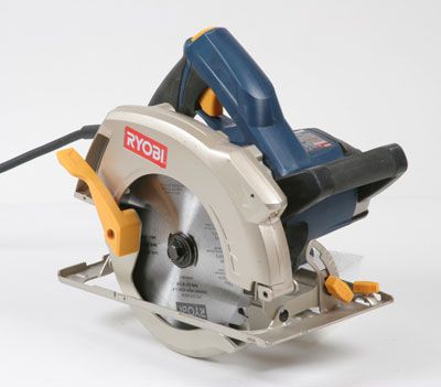 2018 Best in DIY — What to Look for in a Cordless Circular Saw