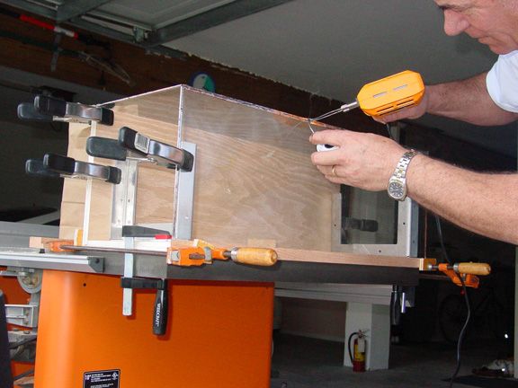 Bowlback Mandolin Display Case - FineWoodworking