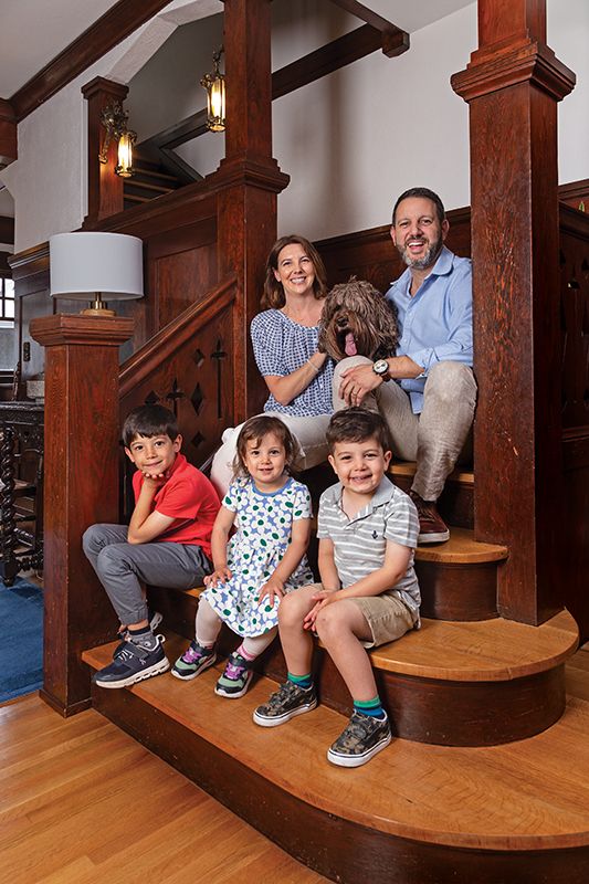 Craftsman House Interior Design Inspiration Abounds in this Classic ...