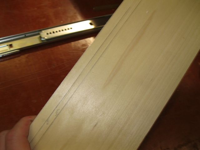 Brass set-up bars help with drawer measurements - FineWoodworking