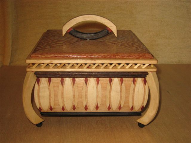 The Suspended Box - FineWoodworking