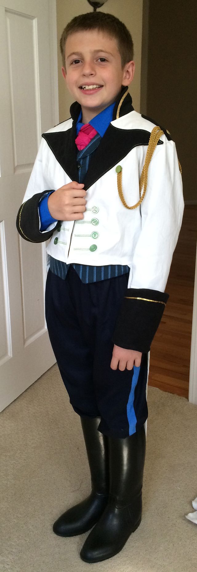 FROZEN: The Cutest Prince Hans - Threads