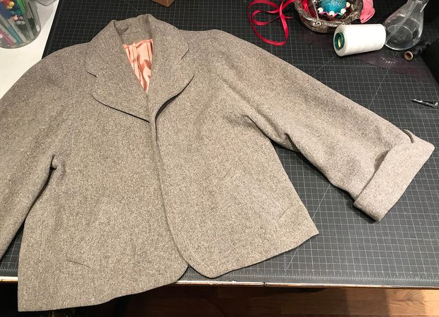 トップス little suzie Cut Out Armhole LST How to Transform a Standard Curved Armhole into a Square-Cut