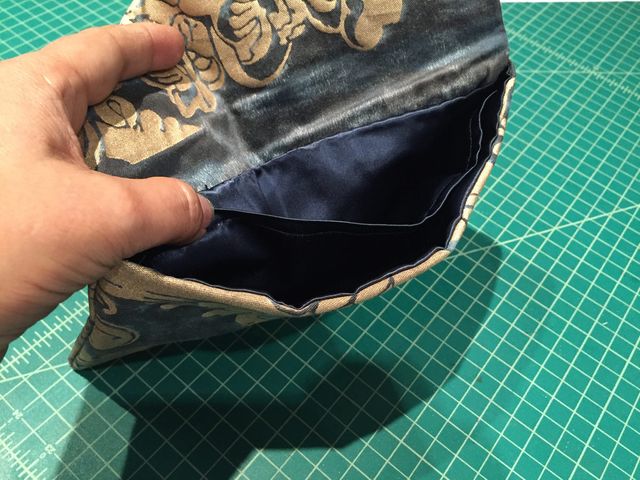 How to Make a Fortuny Gladstone Bag, Part 1 - Threads