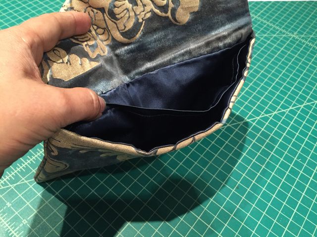 How to Make a Fortuny Gladstone Bag, Part 2 - Threads