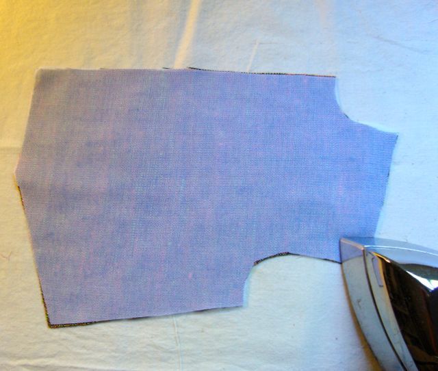 Underlining with Fusible Interfacing - Threads