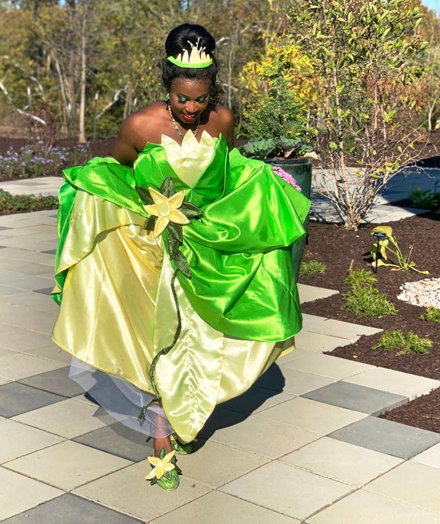 Princess Tiana - Threads