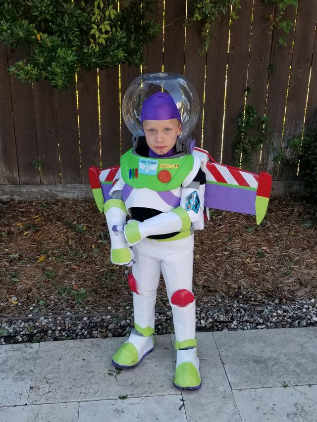 Buzz Lightyear - Threads