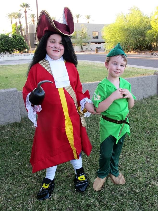 Kids' Disney Peter Pan Captain Hook Red/White Outfit with Hat