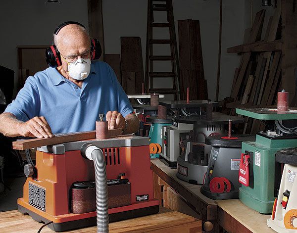 Tool test: Belt sanders for woodworkers - FineWoodworking