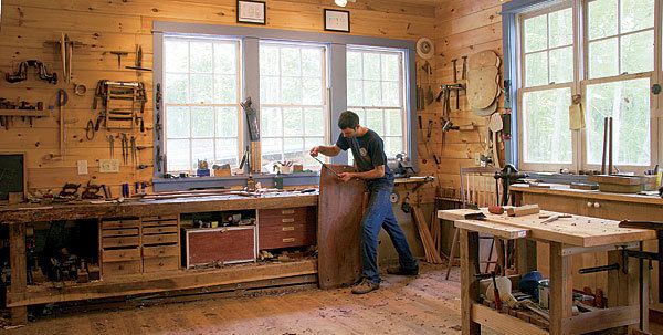 Freestanding Dream Shop - FineWoodworking