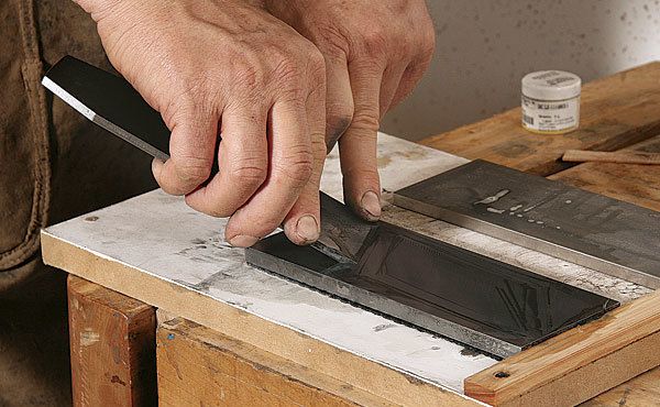 Best sharpening deals stone for chisels