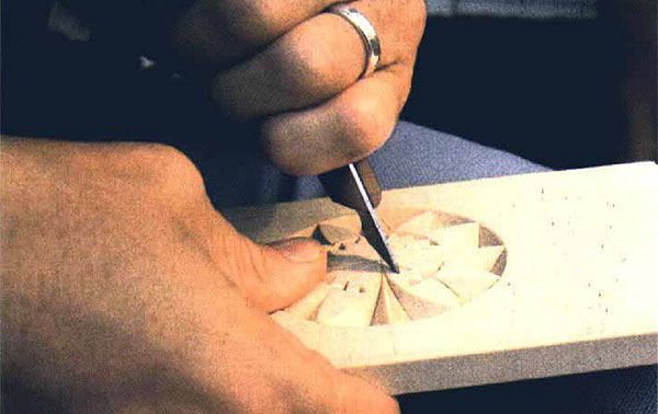  Foto zu Kerbschnitzen - FineWoodworking 