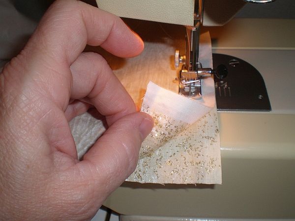 ~How to make a Basic Ruffle~ - Threads
