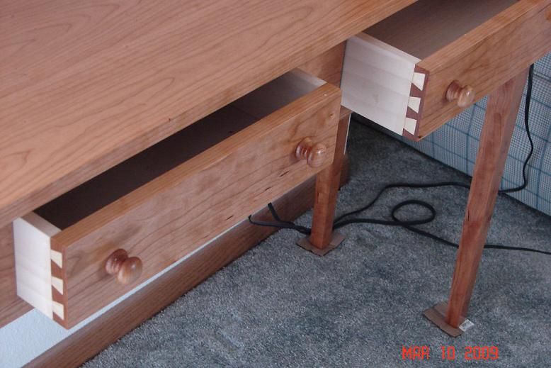 Shaker Hall Table - FineWoodworking