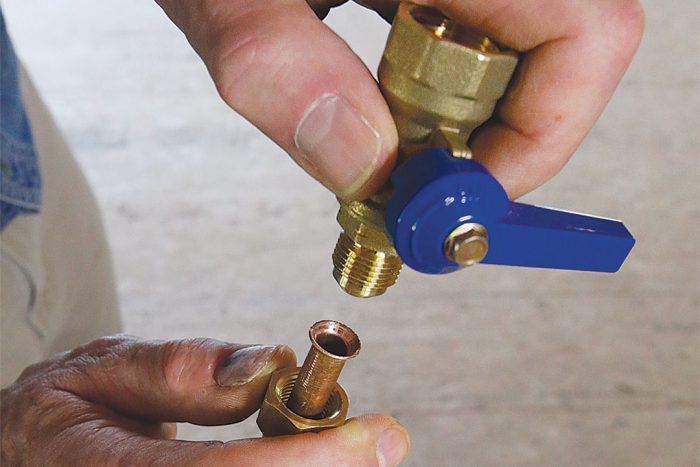 Flare Fittings vs Compression Fittings - What's the Difference