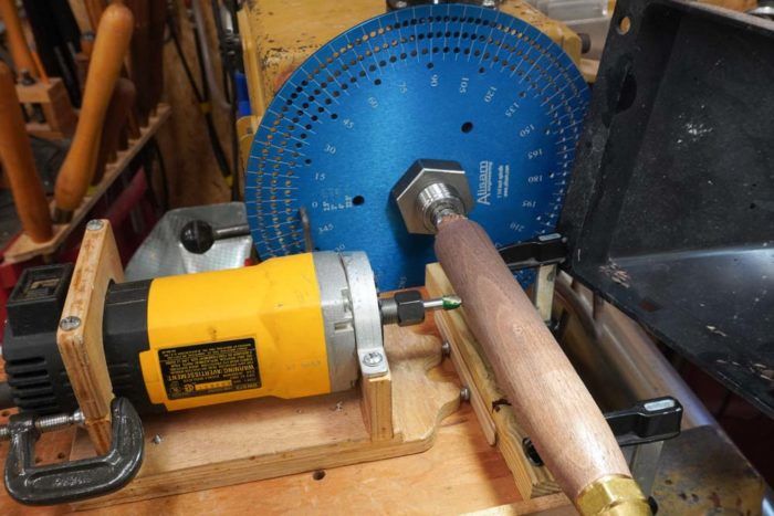 Using a router at the lathe - FineWoodworking