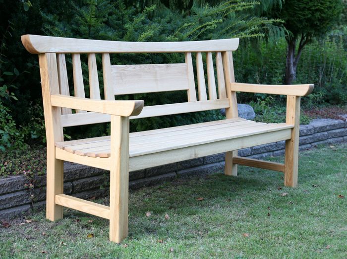 Comfy Classic Garden Bench Woodworking Plan from WOOD Magazine