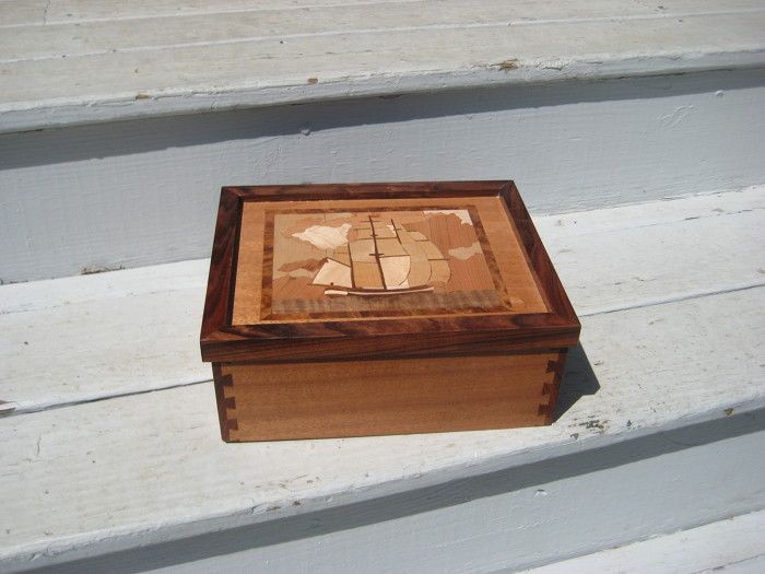 A Simple Pen Box - FineWoodworking