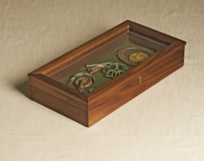 Wooden display box new arrivals