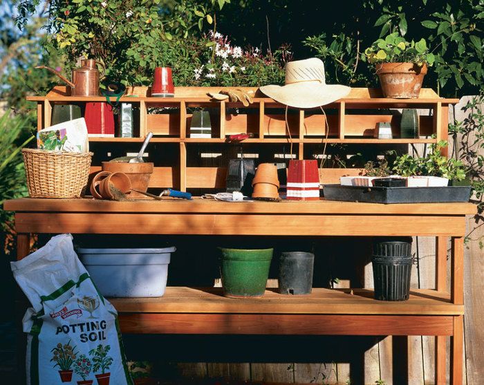 Free Plan: A Workbench for the Gardener - FineWoodworking