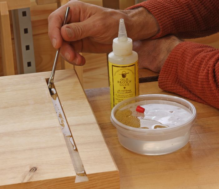 Liquid Hide Glue Advantages. Why It's The Best Wood Glue For Joints