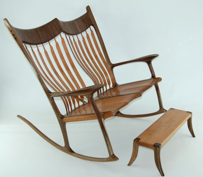 Dual clearance rocking chair