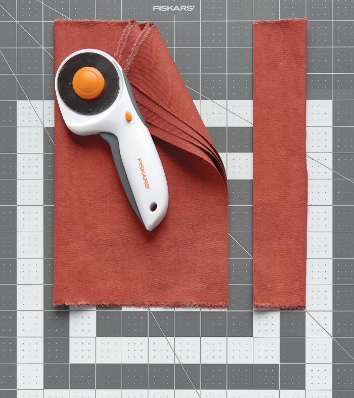 FABRIC ROTARY CUTTER (60 MM)