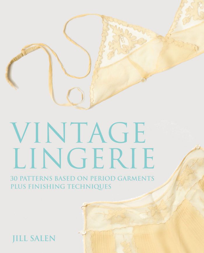 My first time buying vintage lingerie! 1950's bias-cut full slip