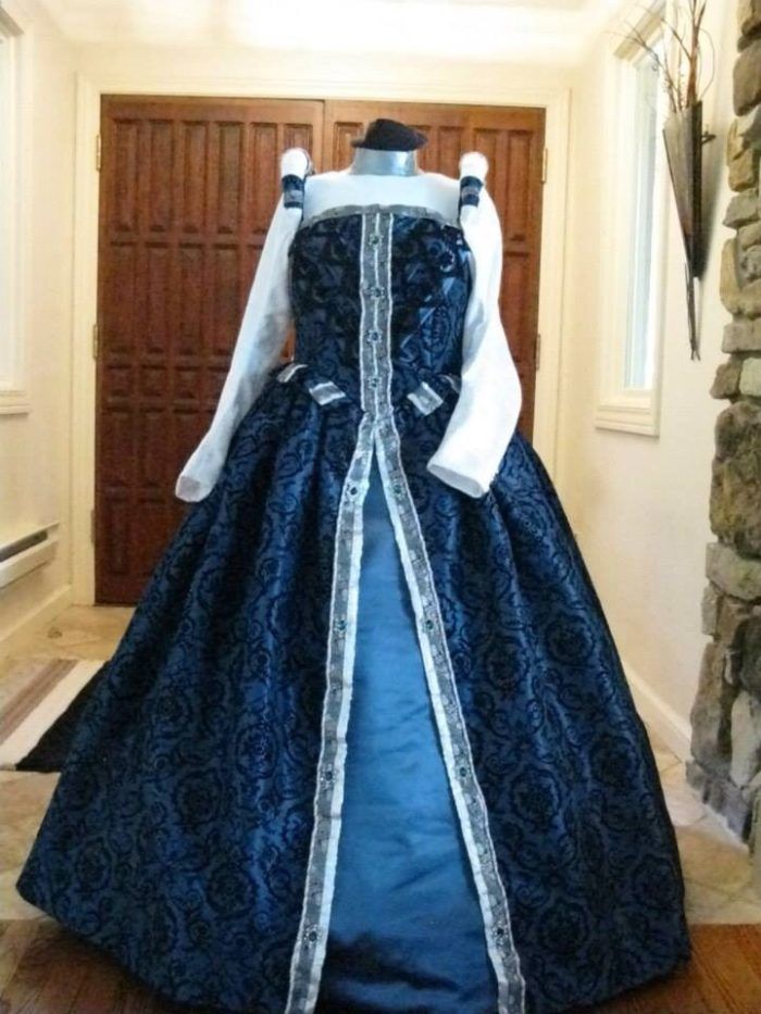 corset renaissance dress - Google Search