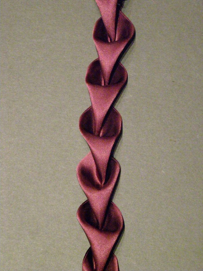Ribbon Flowers (10 easy DIY tutorials) - SewGuide