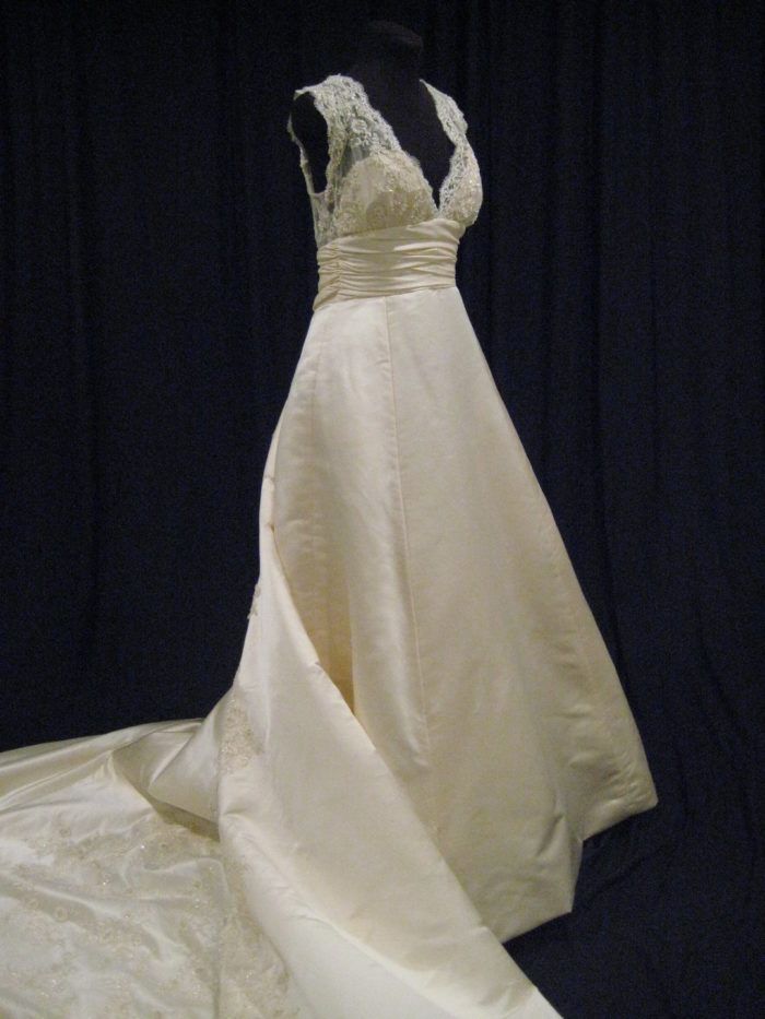 Winter Wedding Gown - Threads