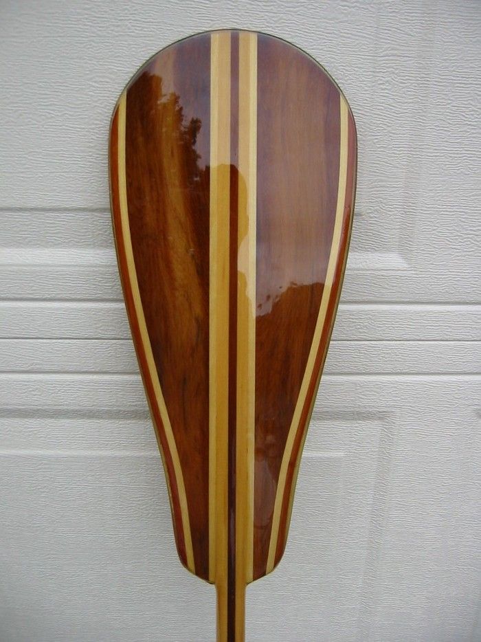 Types of straight shaft canoe paddles