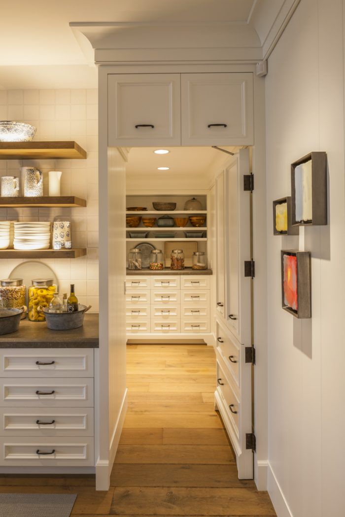 Cabinet pantry store door