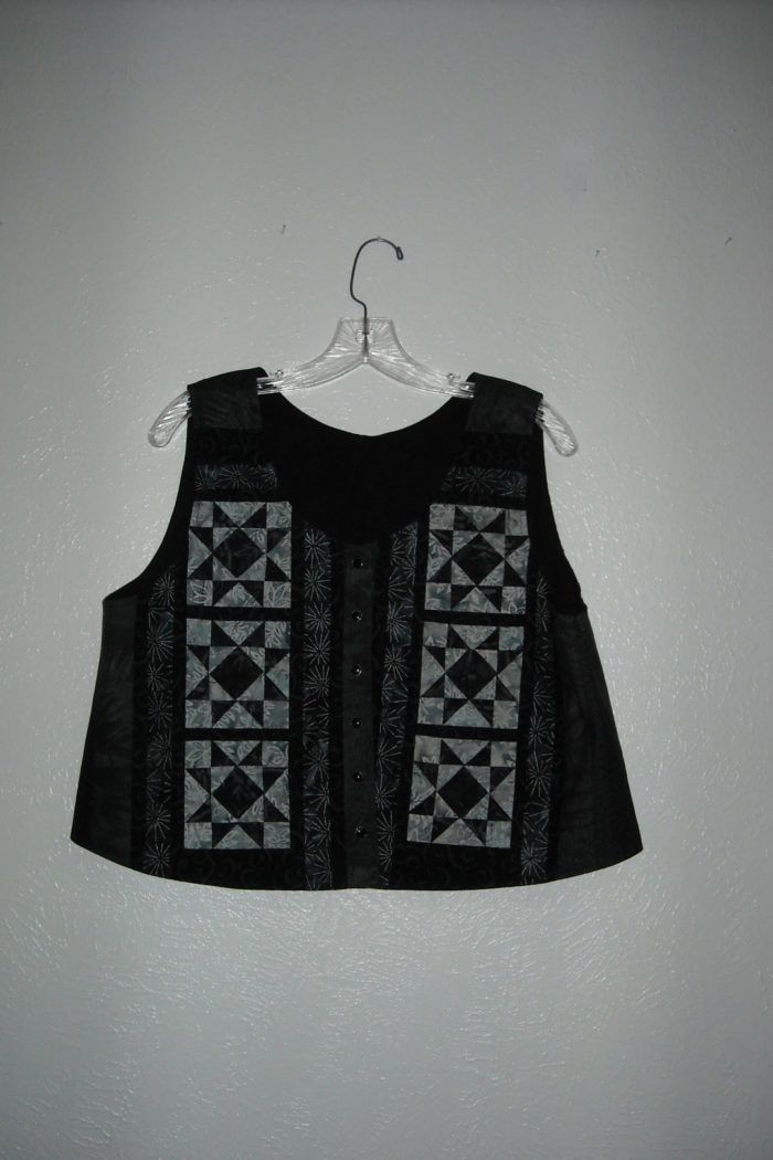 Black Star Vest - Threads