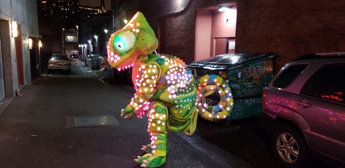 LED Color Sensing Chameleon Costume Threads