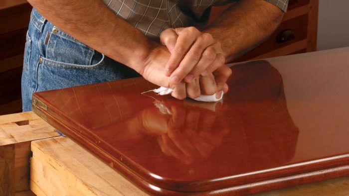 Applying a Shellac Finish