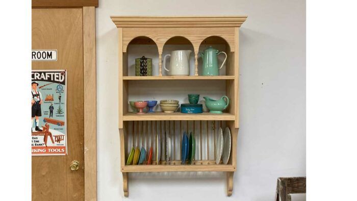 Stylish and Functional Wooden Plate Rack for Kitchen Decor